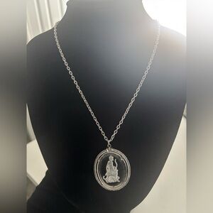 Vintage Elegant Silver and acrylic Pendant Necklace